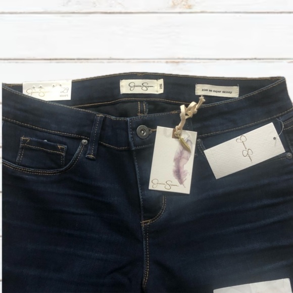 Jessica Simpson Short cut jeans - Picture 4 of 5